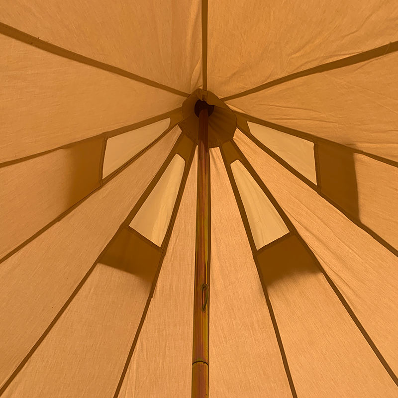 가족 캠핑을 위한 4m 4인 캔버스 벨 텐트